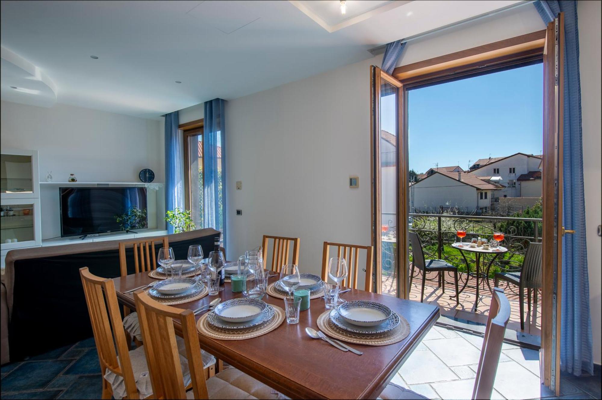 Mamaral Holiday House أَجيرولا المظهر الخارجي الصورة